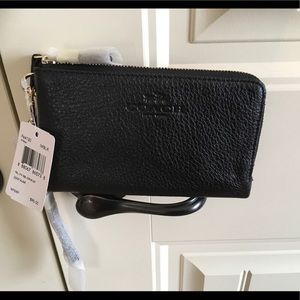 Coach Pebble Leather Wristlet-NWT